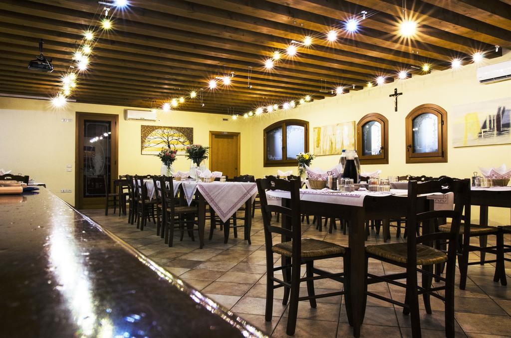 Agriturismo Alle Rose Villa Ca Baglioni Luaran gambar