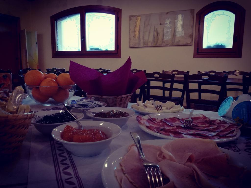 Agriturismo Alle Rose Villa Ca Baglioni Luaran gambar